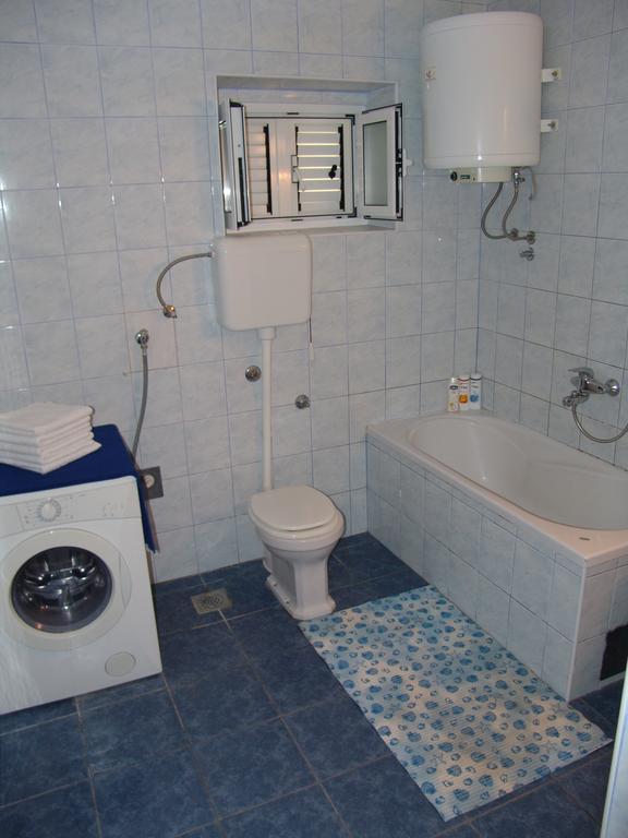 Apartment Davor Gradac  Habitación foto